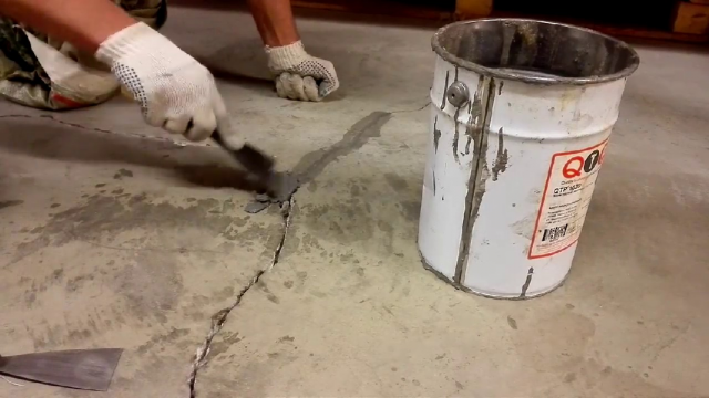 Ремонт трещин, выбоин и других дефектов бетонного пола своими руками