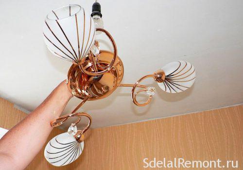 how to hang a chandelier with his own hands 