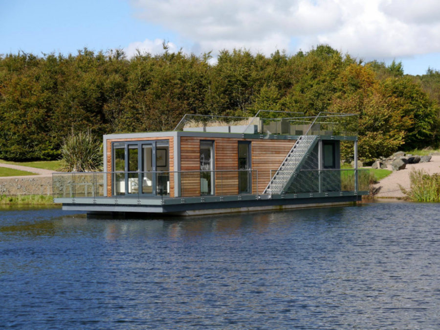 Bluefield Houseboat